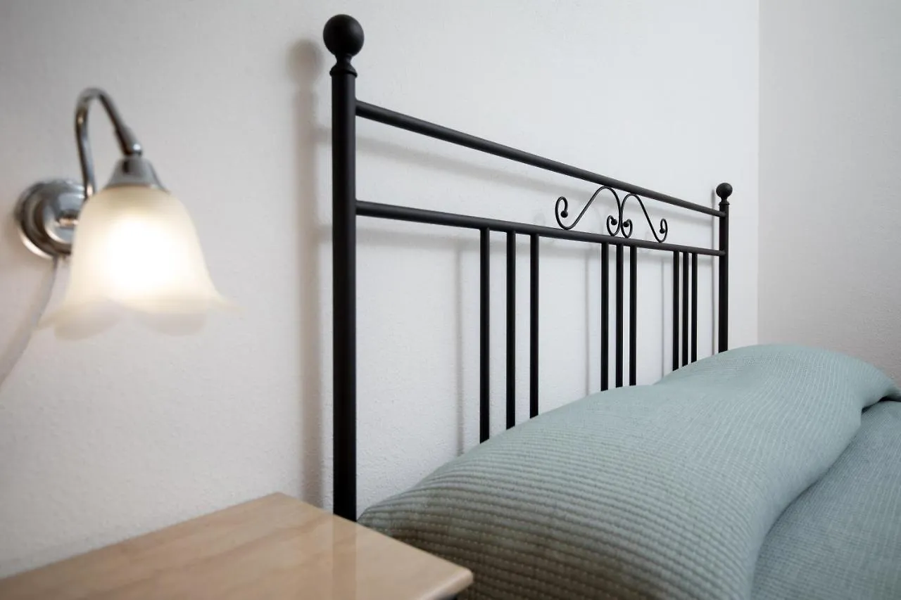 Homey Experience - Central Stay La Maddalena  0*, La Maddalena (Sassari)