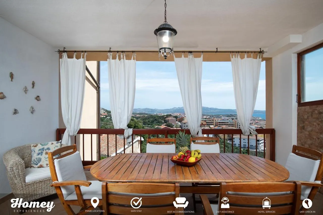Homey Experience - Central Stay La Maddalena  Apartment La Maddalena (Sassari)